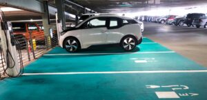 Normas e Regulamentações sobre Carros Elétricos em Condomínios: Normas e Regulamentações sobre Carros Elétricos em Condomínios: